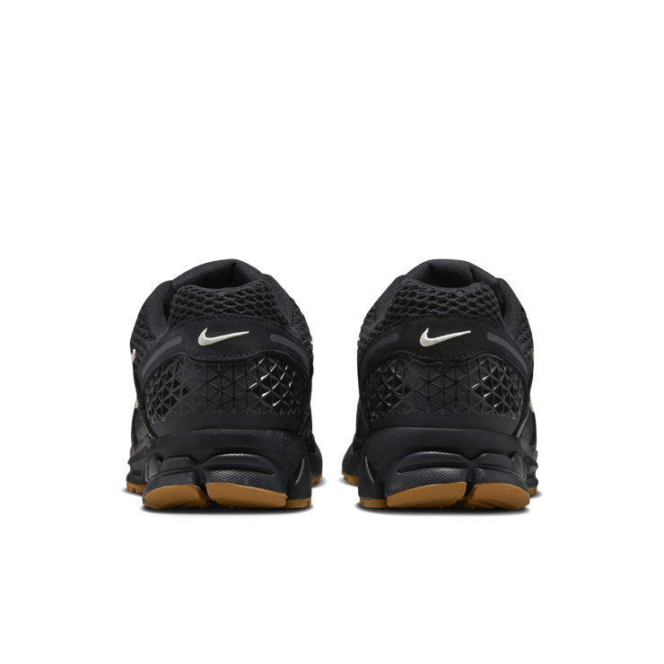 Nike Zoom Vomero 5 Black Gum Angle 1