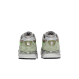 New Balance 990v3 Patta Keep Your Family Close (PS) Angle 4