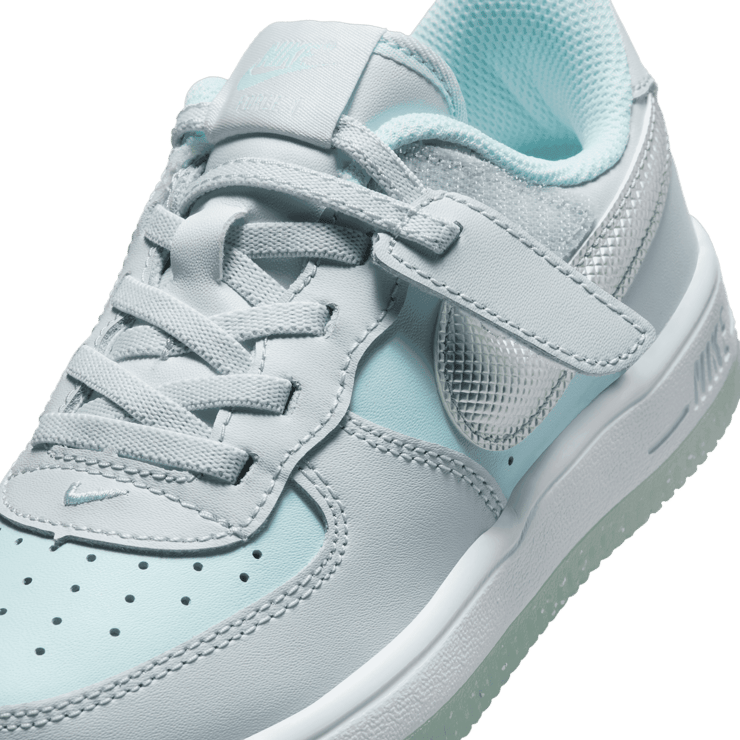 Nike Force 1 Low EasyOn Angle 4