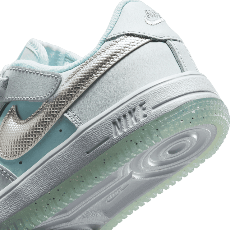 Nike Force 1 Low EasyOn Angle 5