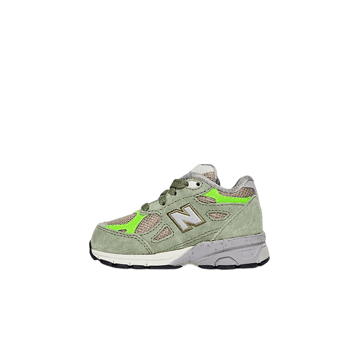 New Balance 990v3 Patta Keep Your Family Close (TD) Angle 0