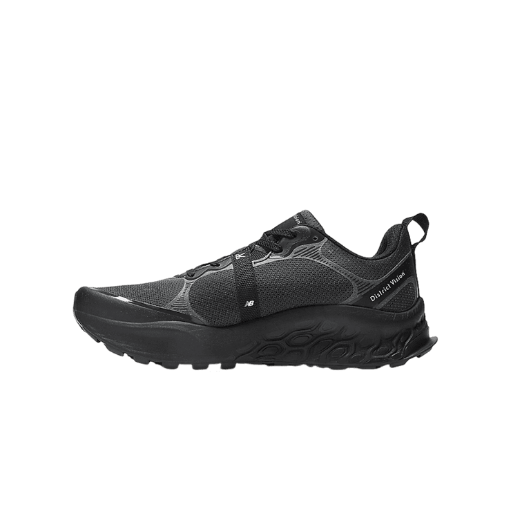 New Balance Hierro v8 Trail District Vision Black Angle 0