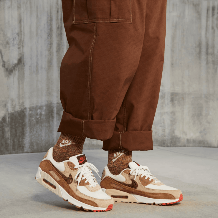 Nike Air Max 90 Maxed Out (W) Angle 0