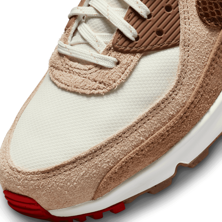 Nike Air Max 90 Maxed Out (W) Angle 5