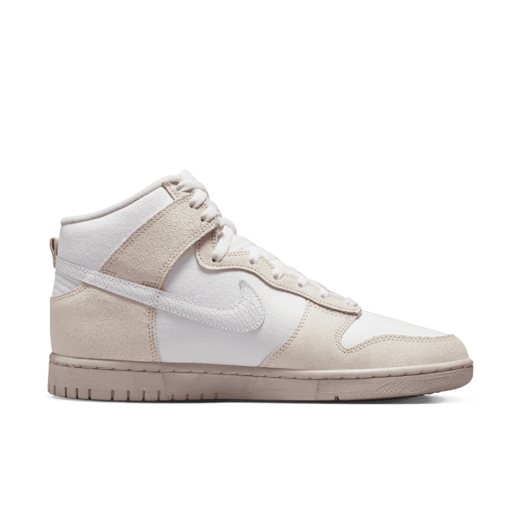 Nike Dunk High EMB Tan White Angle 1