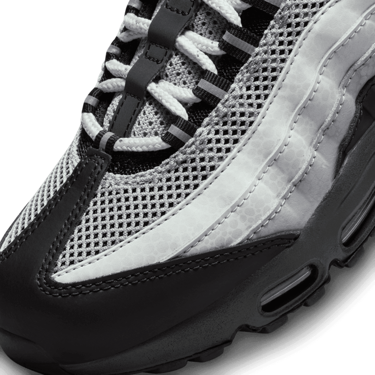 Nike Air Max 95 LX Reflective Safari (W) Angle 4