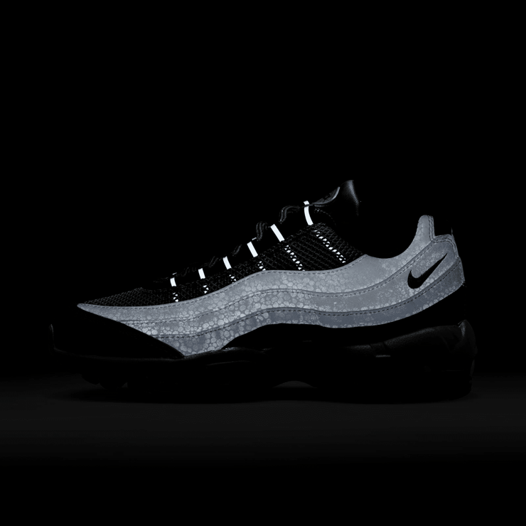 Nike Air Max 95 LX Reflective Safari (W) Angle 8