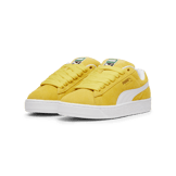 PUMA Suede XL Sneakers in Fresh Pear/White Angle 5