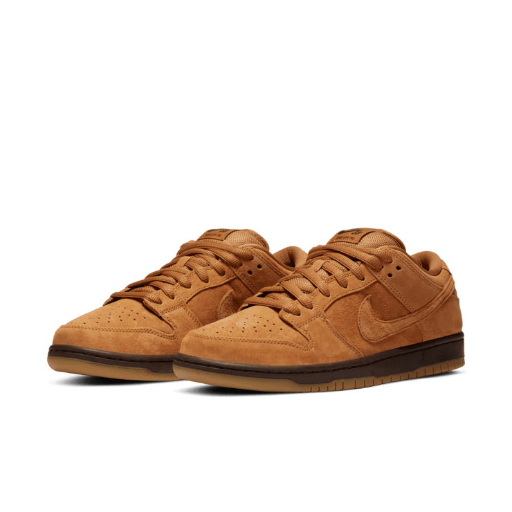 Nike SB Dunk Low Wheat Angle 2