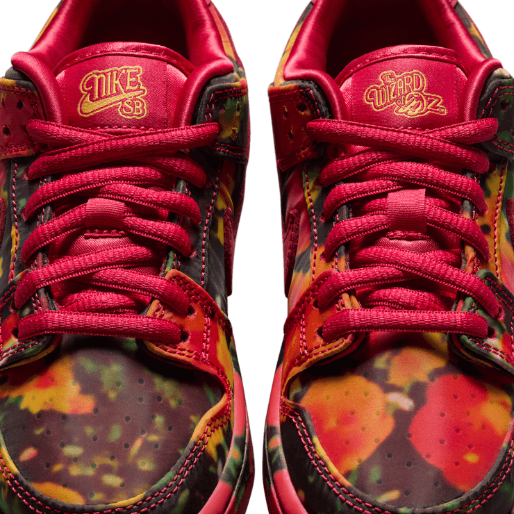 Nike SB Dunk Low The Wizard of Oz (PS) Angle 7