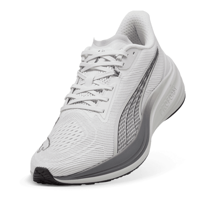 PUMA Darter Pro in Grey Angle 2