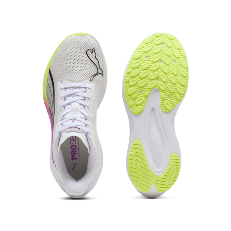 PUMA Darter Pro Women in White Angle 0