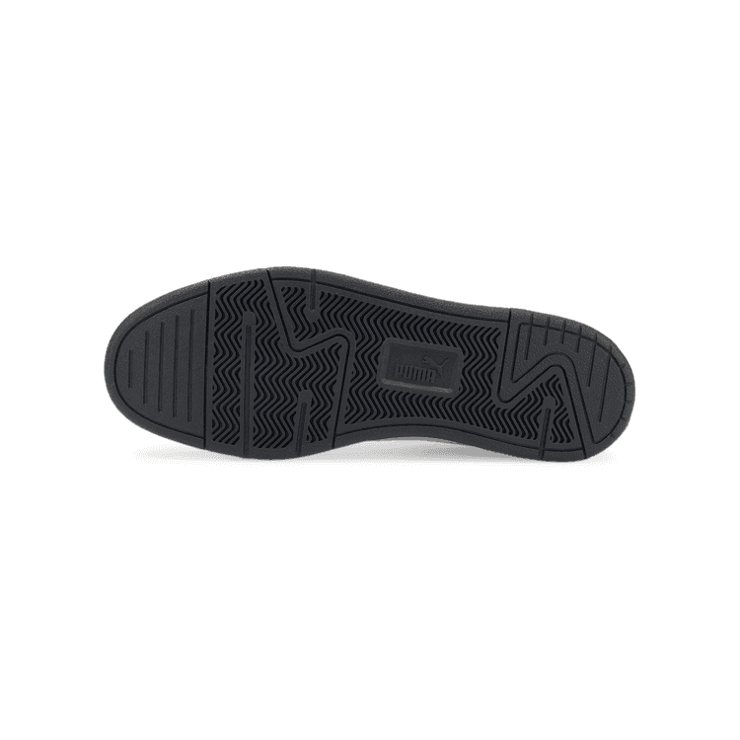 PUMA Caracal Sneakers in White Angle 0