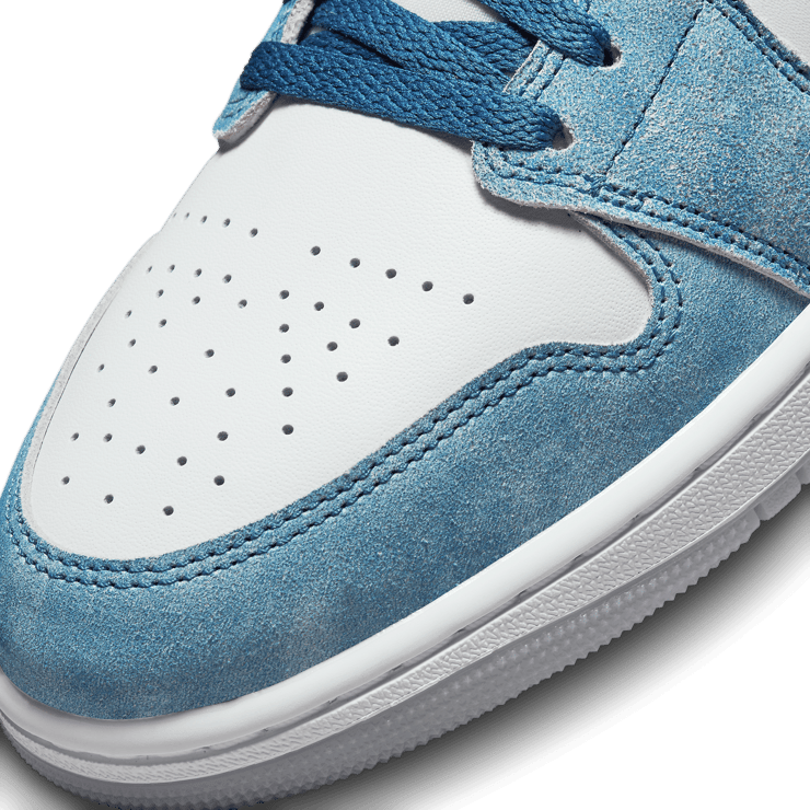 Jordan 1 Mid French Blue Angle 4