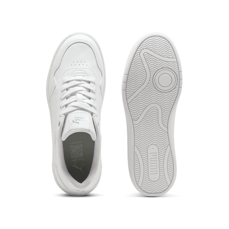 PUMA Court Classy Sneakers in White Angle 0