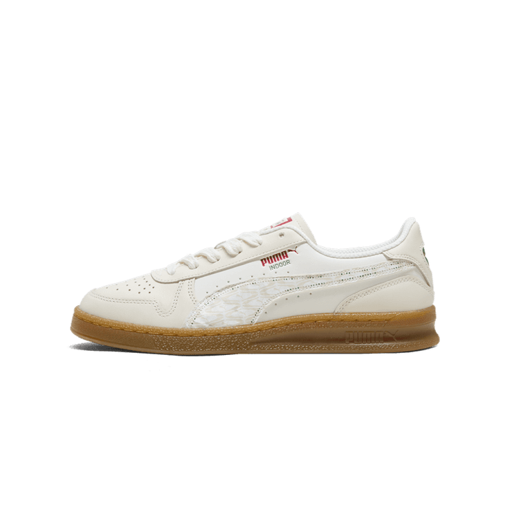 PUMA Indoor XMAS Sneakers in White Angle 1