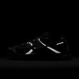Nike V5 RNR Black Anthracite Angle 8