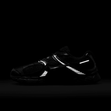 Nike V5 RNR Black Anthracite Angle 9