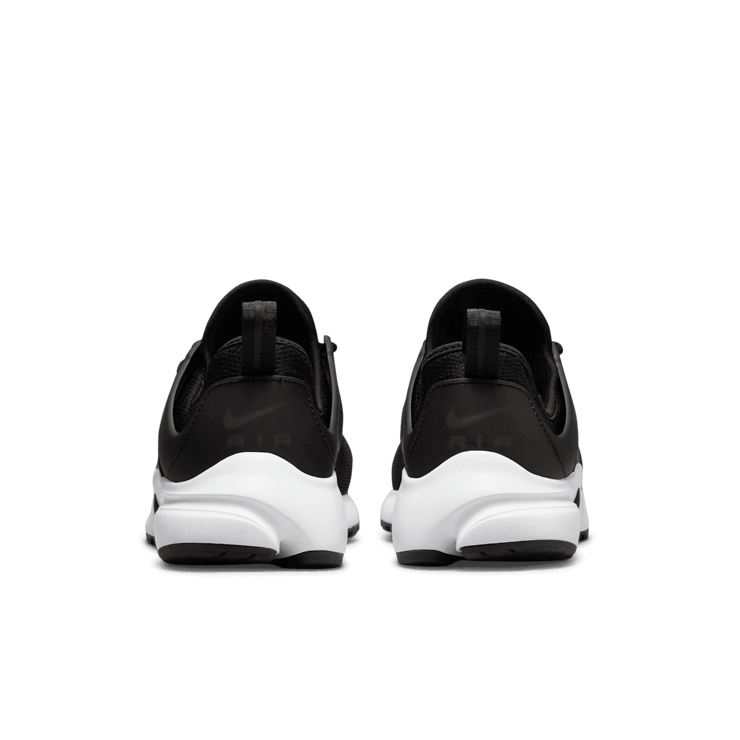 Nike Air Presto 'Black White' (W) Angle 4