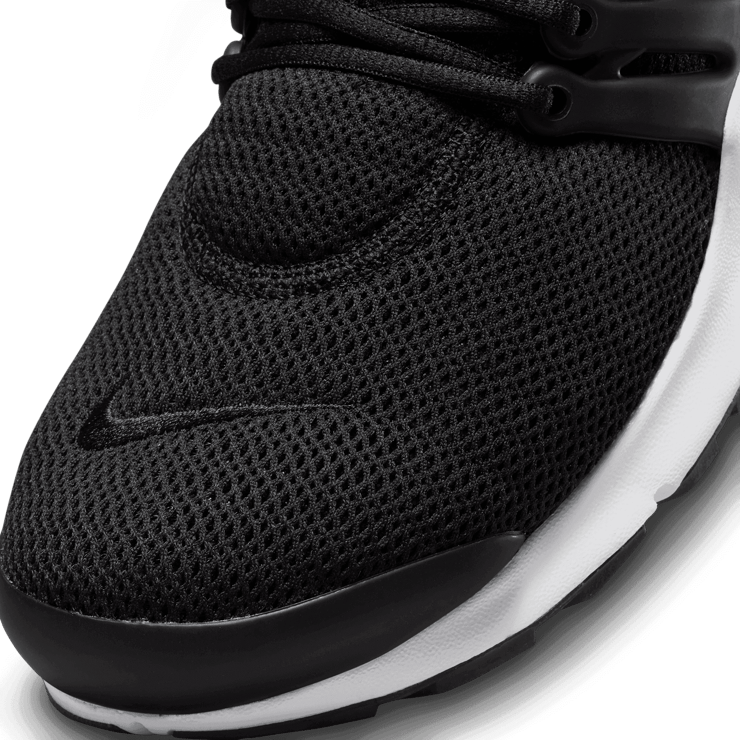 Nike Air Presto 'Black White' (W) Angle 5