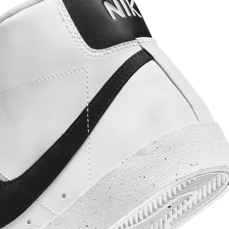 Nike Blazer Mid '77 Next Nature 'White Black' (W) Angle 5