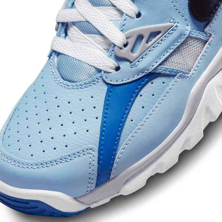 Nike Air Trainer SC 'Kansas City Royals' (GS) Angle 4