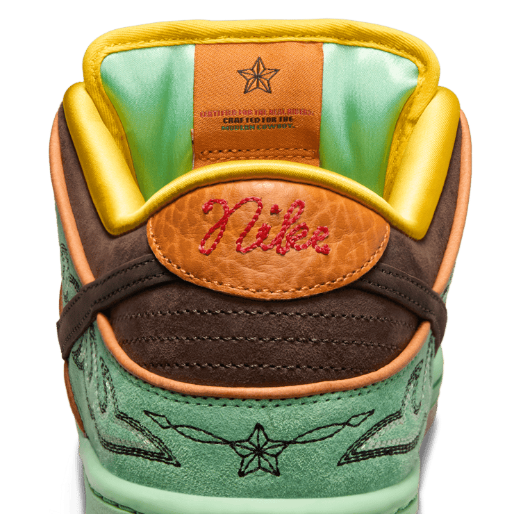 Nike SB Dunk Low BHM Rodeo Angle 7