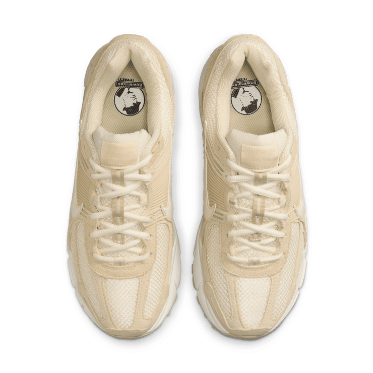 Nike Zoom Vomero 5 Beach (W) Angle 1