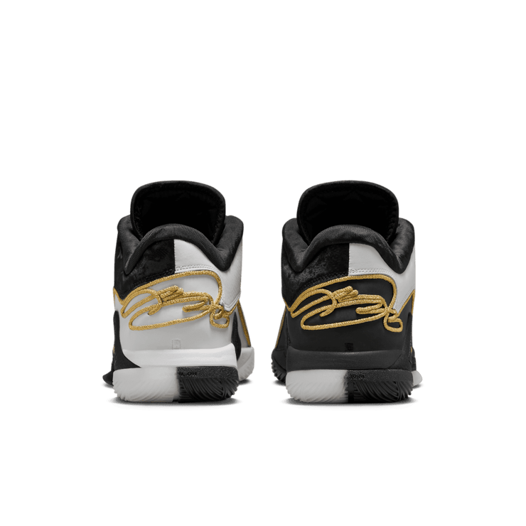 Nike LeBron 22 Mogul Angle 3