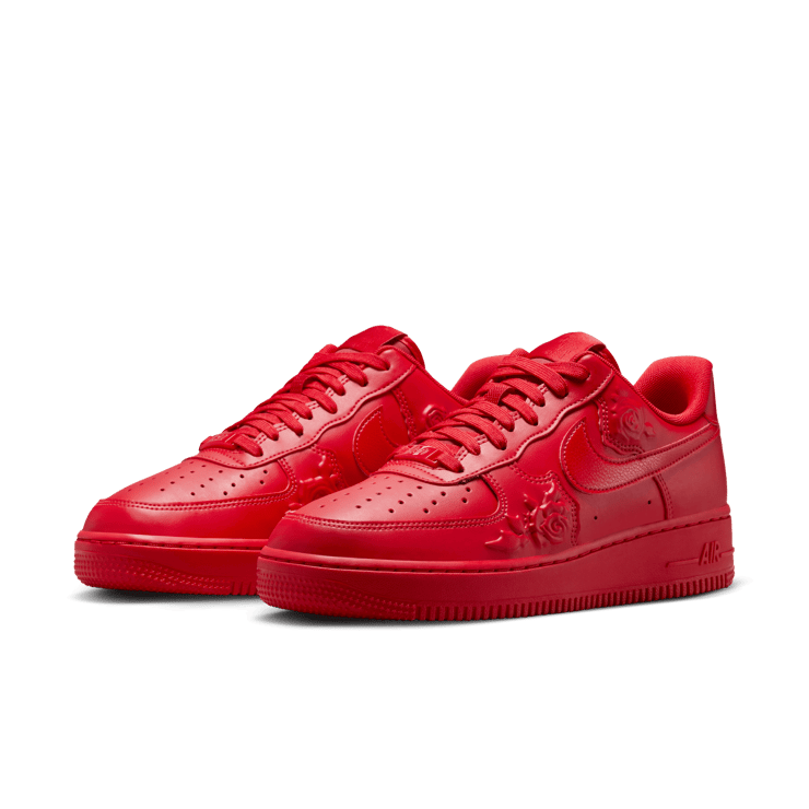 Nike Air Force 1 Low Red Rose Angle 4
