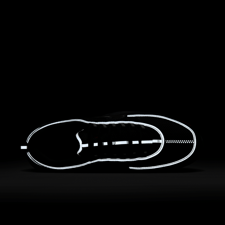 Nike Air Zoom Spiridon Black Metallic Silver Angle 4