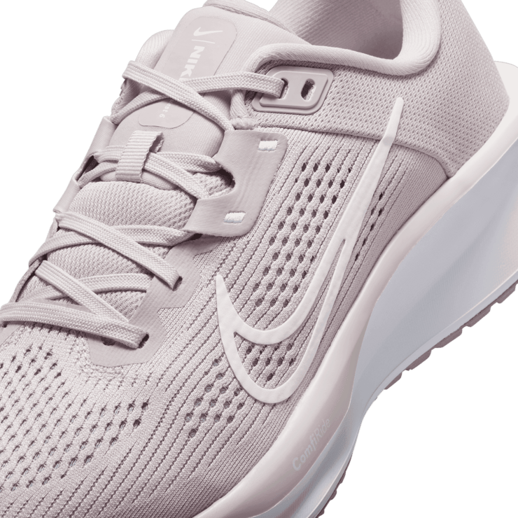 Nike Quest 6 Road Angle 4