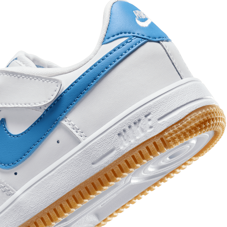 Nike Force 1 Low EasyOn Angle 5