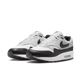 Nike Air Max 1 Essential Angle 2