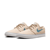 Nike SB Zoom Janoski OG+ Skate Angle 2