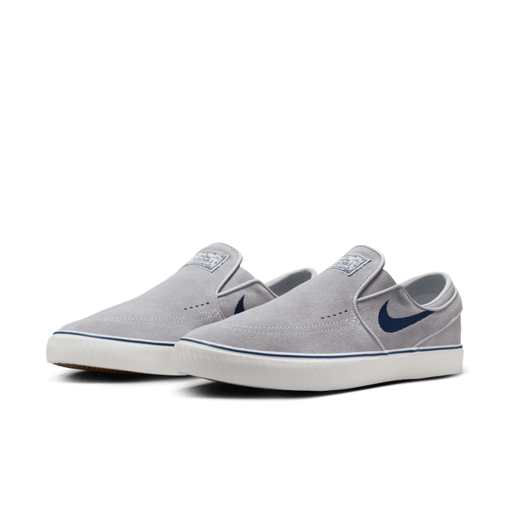 Nike SB Janoski+ Slip Skate Angle 2