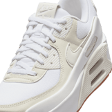 Nike Air Max 90 LV8 Angle 4