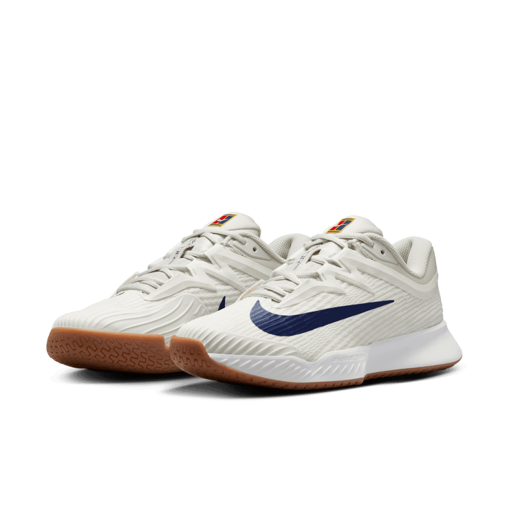 Nike Vapor Pro 3 Hard Court Tennis Angle 2