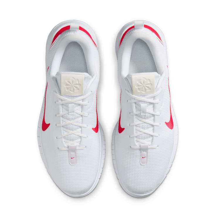 Nike Flex Experience Run 12 Road Angle 1