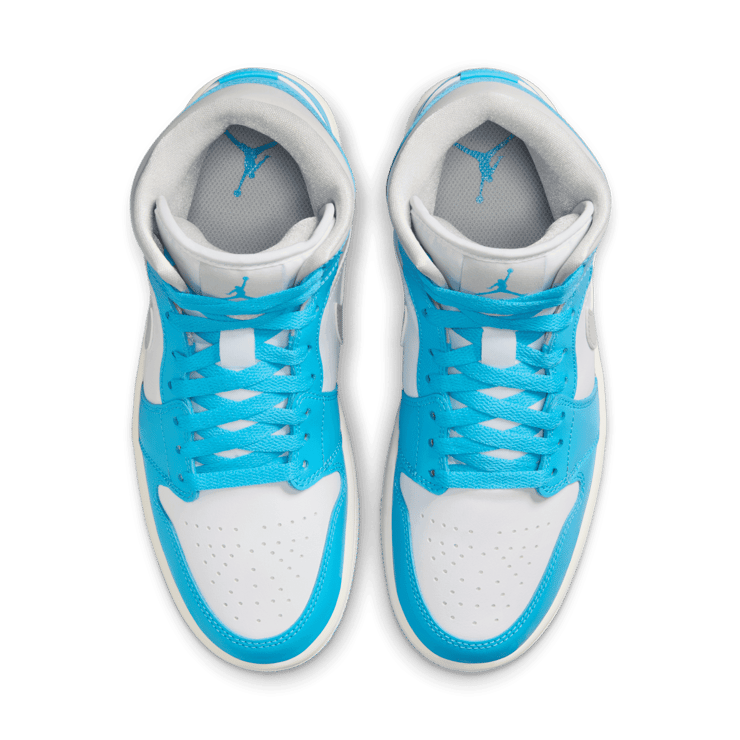 Air Jordan 1 Mid 'Dark Powder Blue' (W) Angle 1