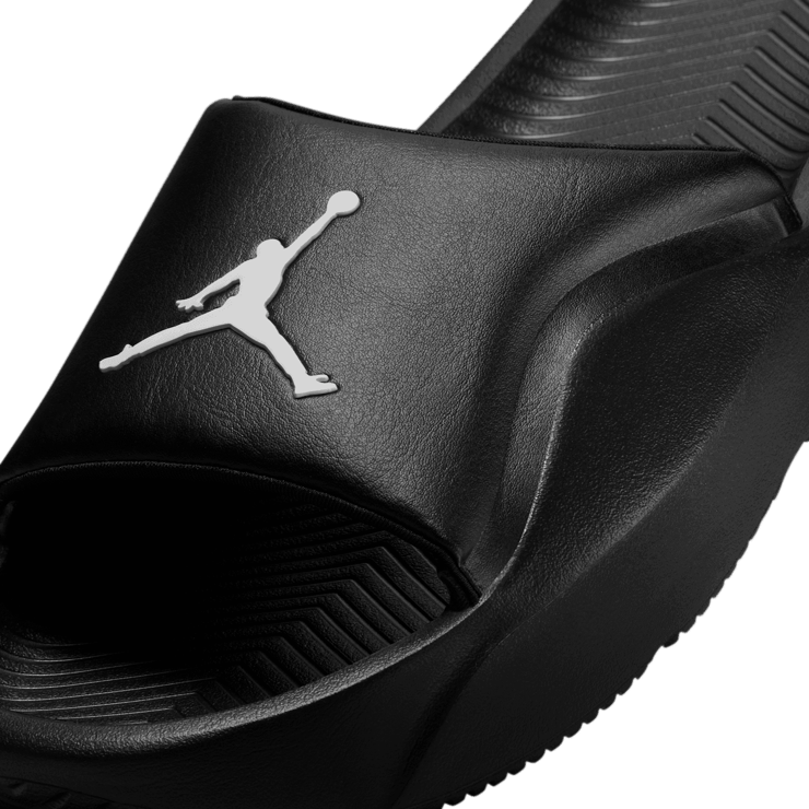 Jordan Franchise Slides in Black | HF3263-001 Angle 3
