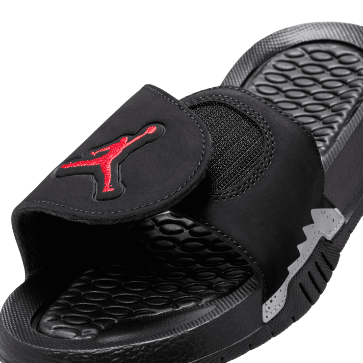 Jordan Hydro 5 Retro Slides in Black | 555511-061 (GS) Angle 3