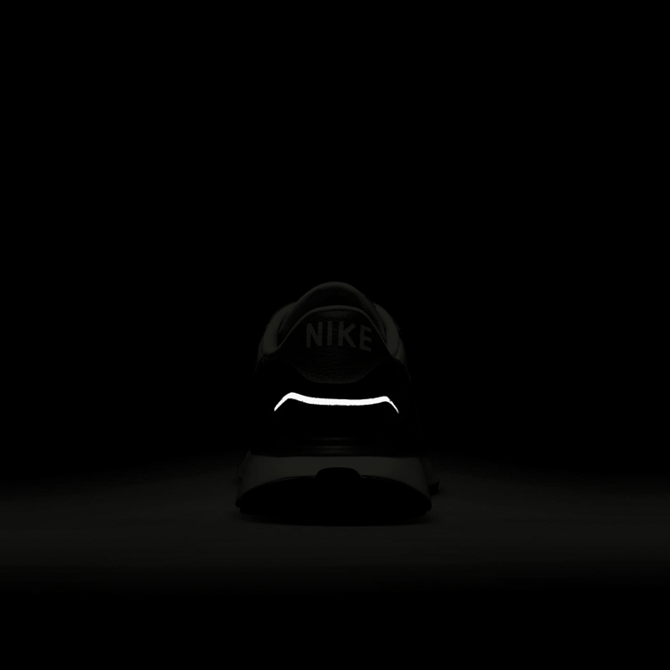 Nike Phoenix Waffle Angle 7