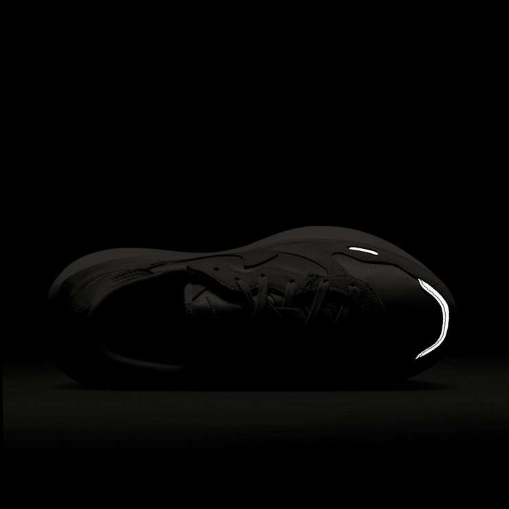 Nike Phoenix Waffle Angle 3