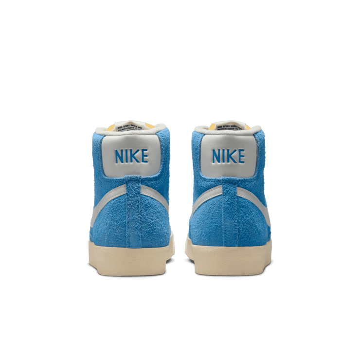 Nike Blazer Mid '77 Premium Angle 0