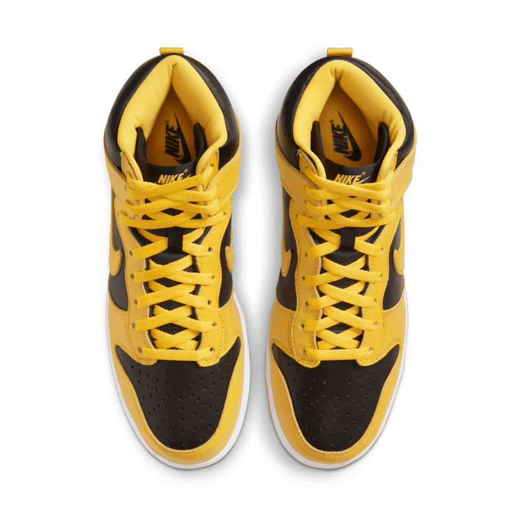 Nike Dunk High Black Varsity Maize Angle 1