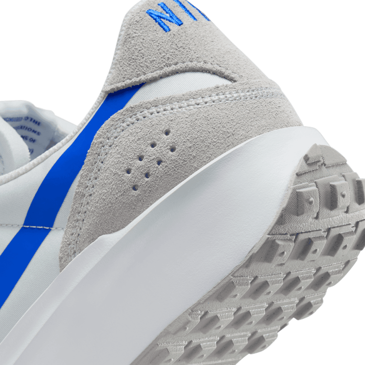 Nike Waffle Nav Angle 4