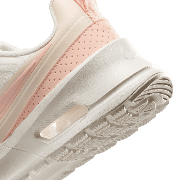 Nike Air Max Nuaxis Angle 5