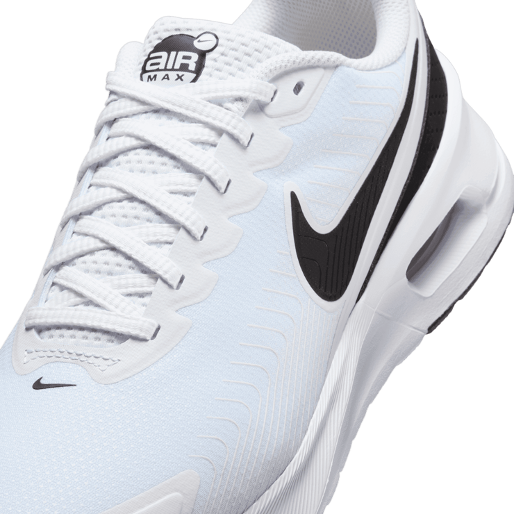 Nike Air Max Nuaxis Angle 4