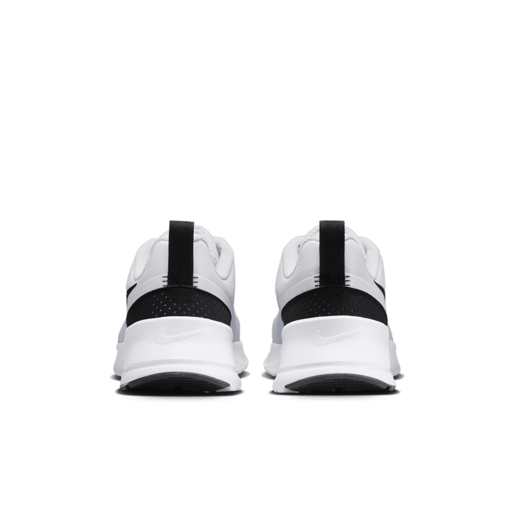 Nike Air Max Nuaxis Angle 3